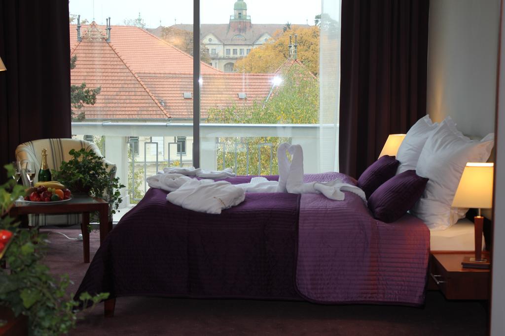 Hotel Park Avenue **** Piest'any Eksteriør billede