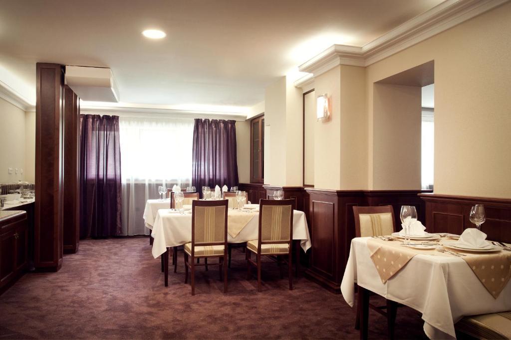 Hotel Park Avenue **** Piest'any Eksteriør billede