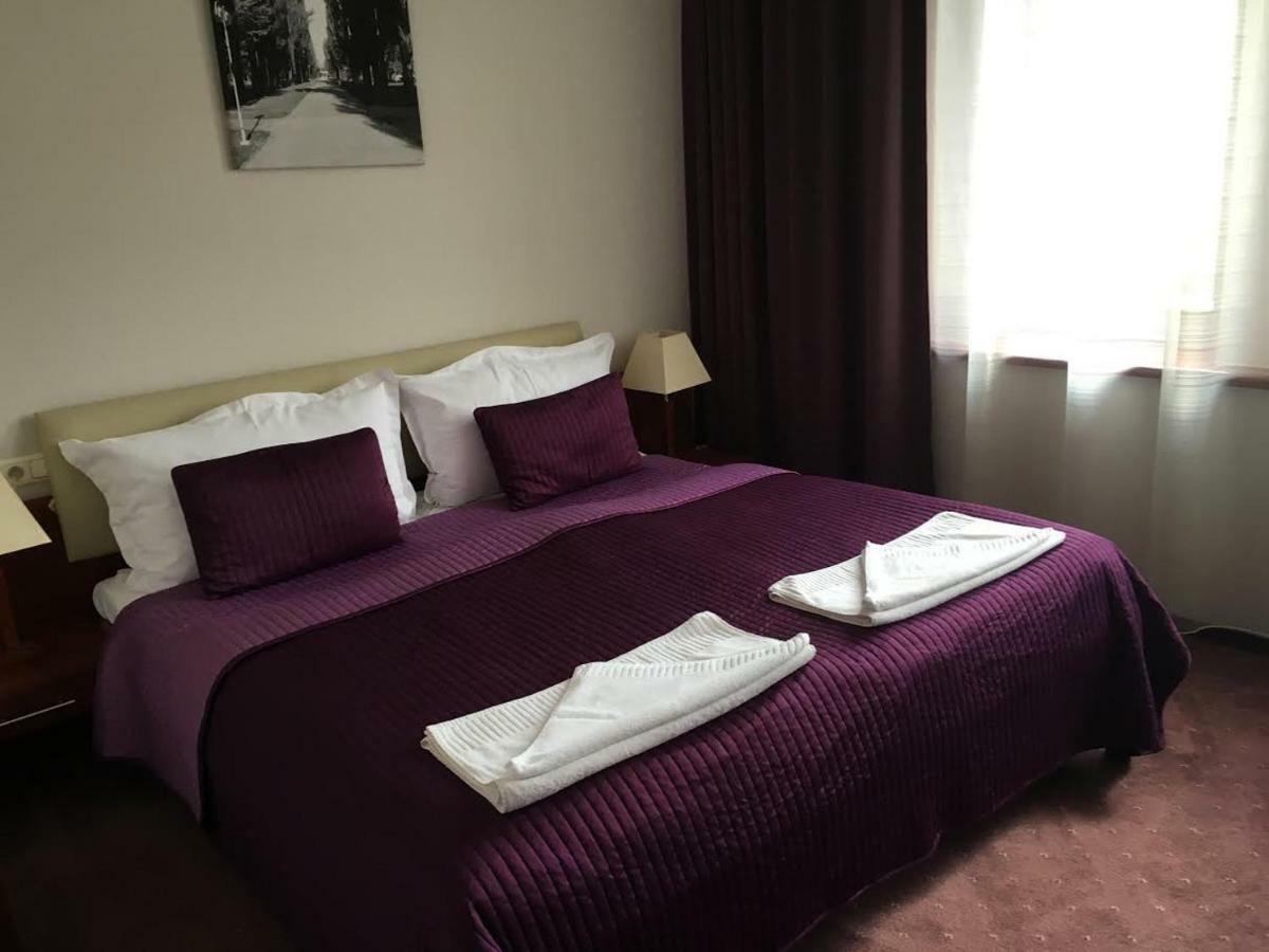 Hotel Park Avenue **** Piest'any Eksteriør billede